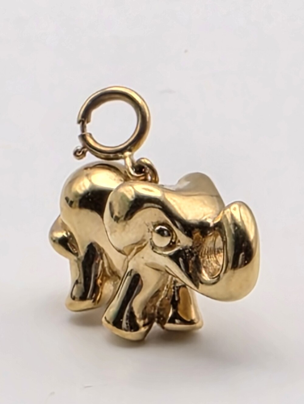 Vintage 14K Yellow Gold 3D Elephant Charm Pendant 1.91g